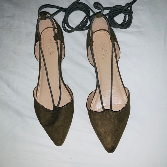 Pointed-Toe Lace-Up Flats - Picture 2 of 3
